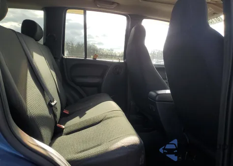 2004 Jeep Liberty Sport from USA, damaged, VIN 1J4GL48K04W163814